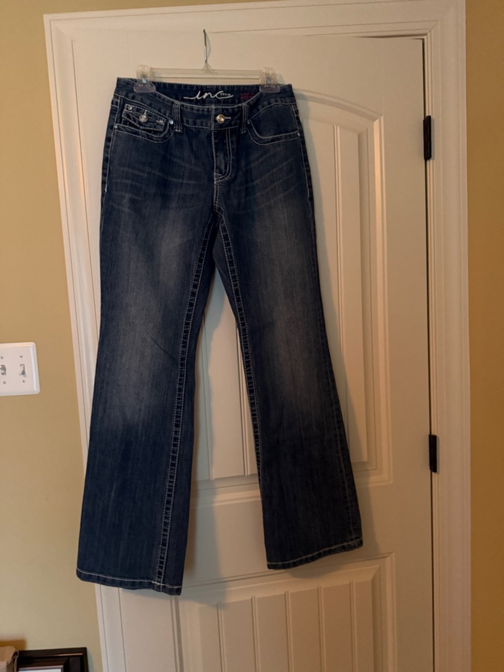 INC International Concepts Women's Dark Wash Flare Jeans NEVER WORN